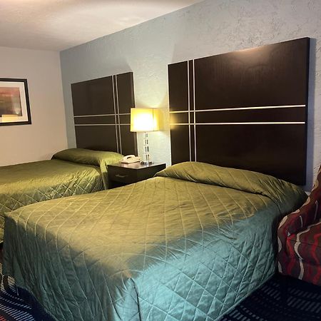 Applegate Inn クリーブランド エクステリア 写真