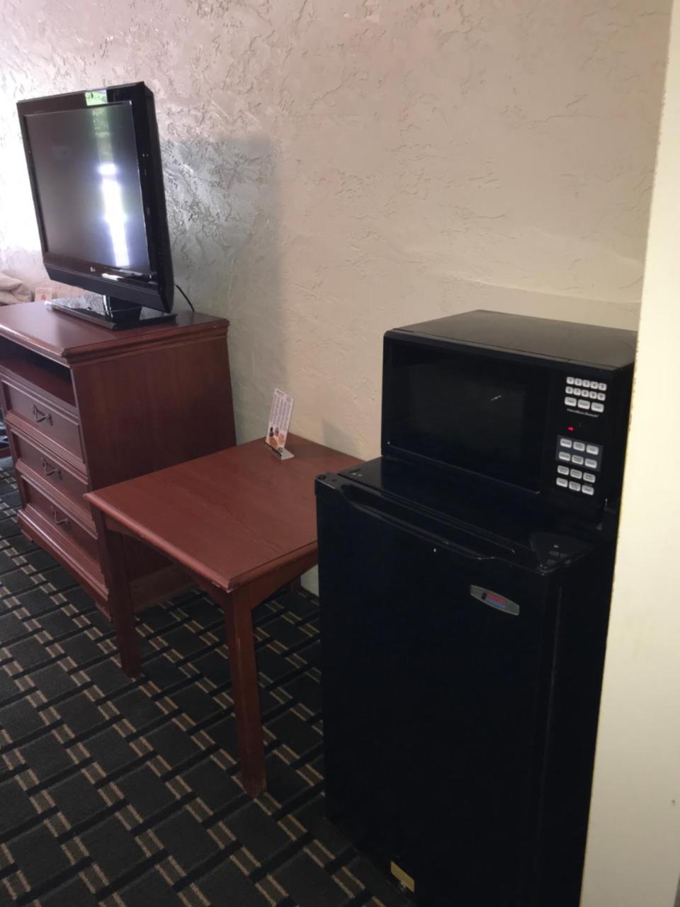 Applegate Inn クリーブランド エクステリア 写真